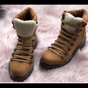 Rampage Sangria 7.5 BRAND NEW